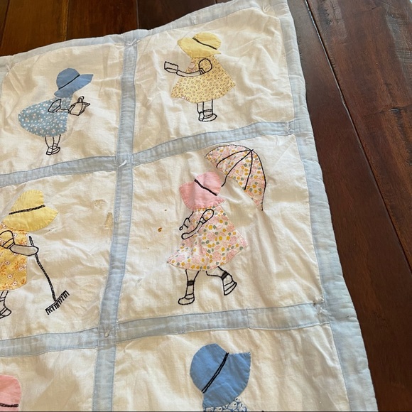 Vintage Holly Hobbie quilt - Picture 8 of 12